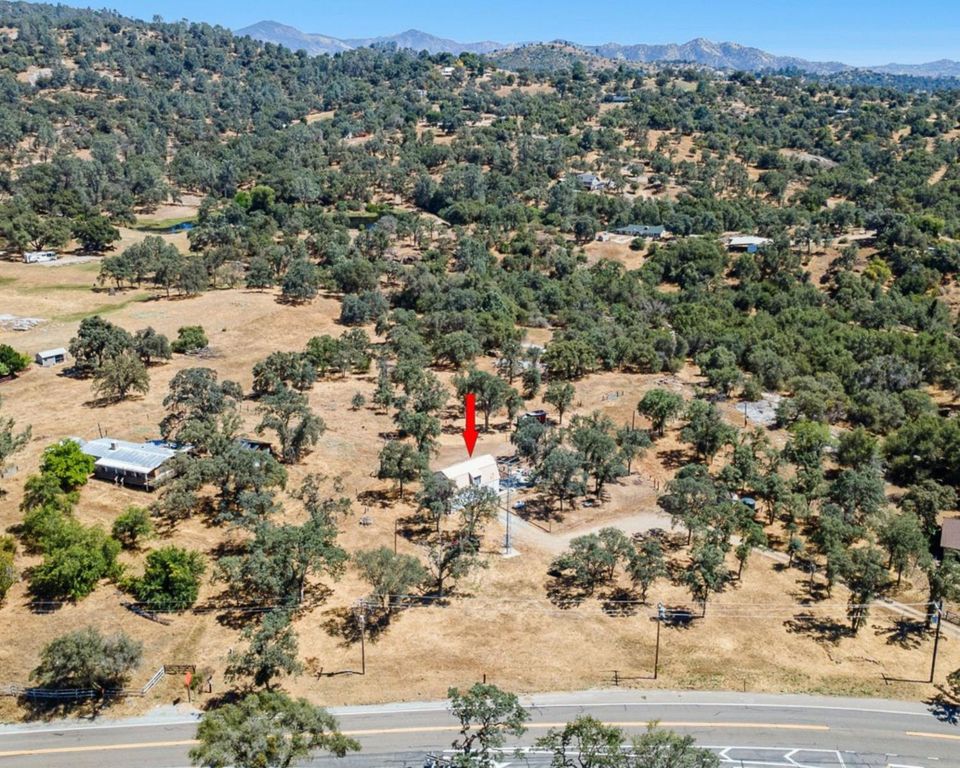 Image 38 of property listing at 29696 Auberry Road, Prather, CA 93651