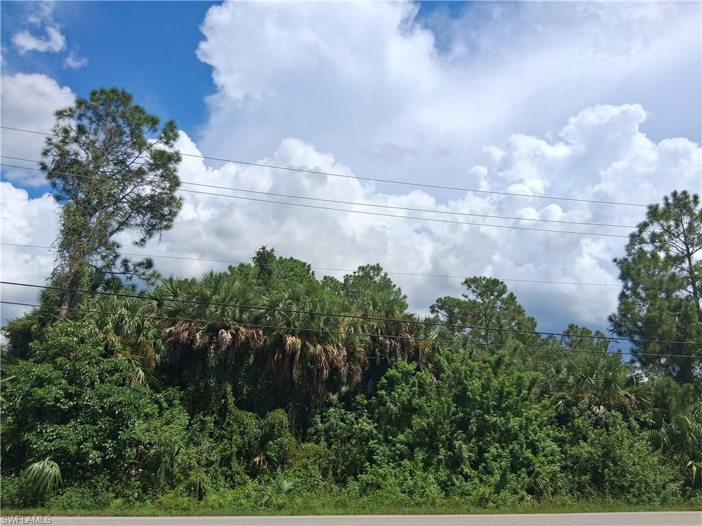 496 Wilson BLVD N, NAPLES, FL 34120 — exterior