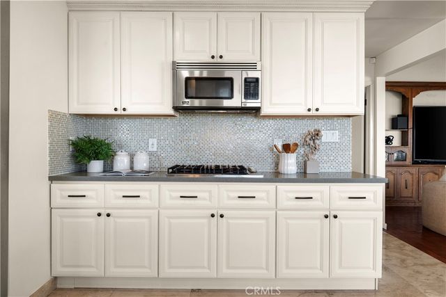 24880 Via Valmonte, Torrance, CA 90505