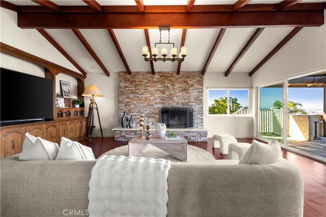 24880 Via Valmonte, Torrance, CA 90505
