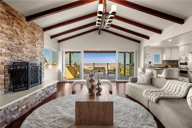 24880 Via Valmonte, Torrance, CA 90505