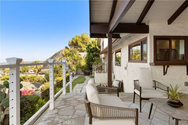 24880 Via Valmonte, Torrance, CA 90505