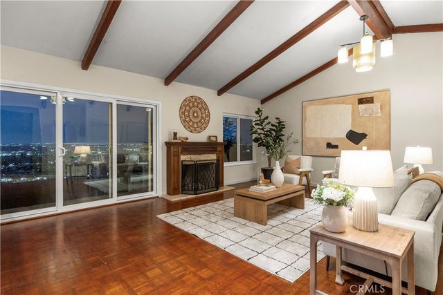 24880 Via Valmonte, Torrance, CA 90505