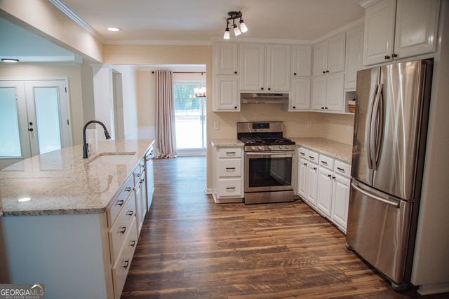 30 Laurelwood Circle, Griffin, GA 30224
