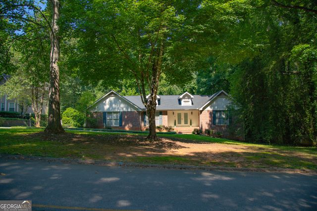 30 Laurelwood Circle, Griffin, GA 30224