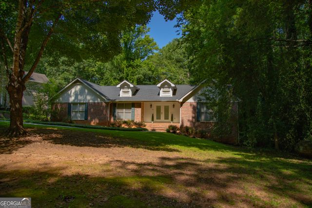 30 Laurelwood Circle, Griffin, GA 30224