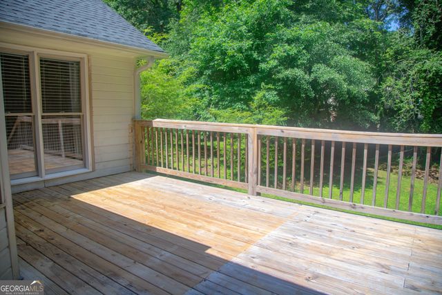 30 Laurelwood Circle, Griffin, GA 30224