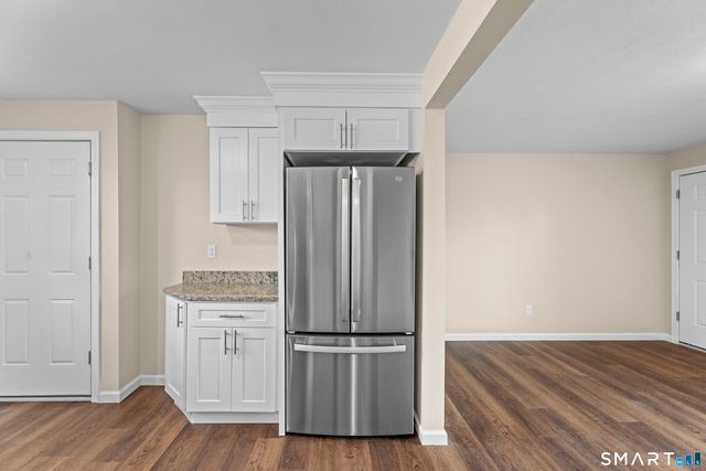 194 South End Road, New Haven, CT 06515