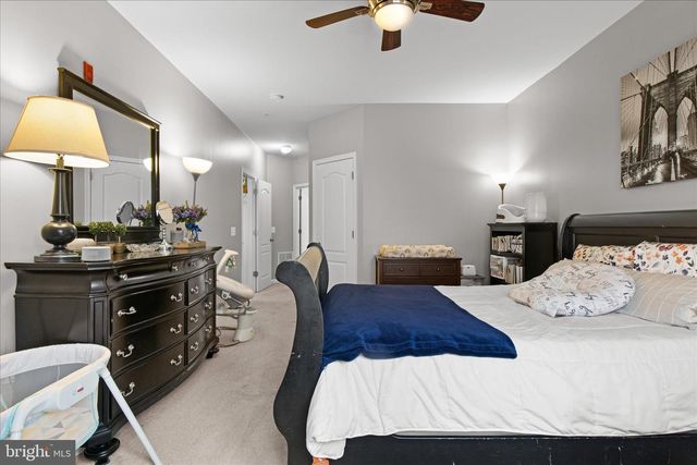 24546 BYRNE MEADOW SQ, Aldie, VA 20105