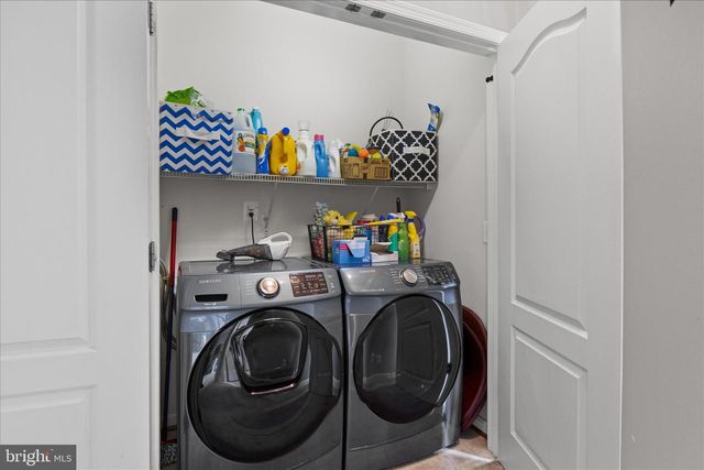 24546 BYRNE MEADOW SQ, Aldie, VA 20105