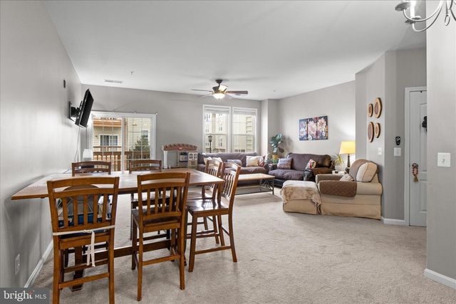 24546 BYRNE MEADOW SQ, Aldie, VA 20105