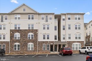 24546 BYRNE MEADOW SQ, Aldie, VA 20105