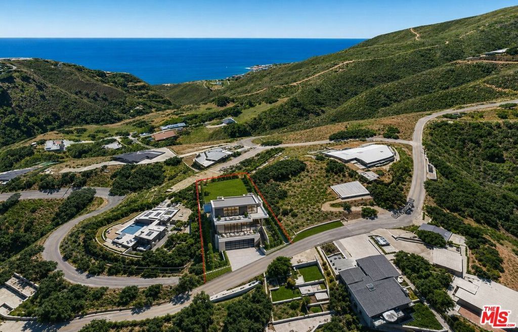 27084 Old Chimney Road, Malibu, CA 90265 — exterior