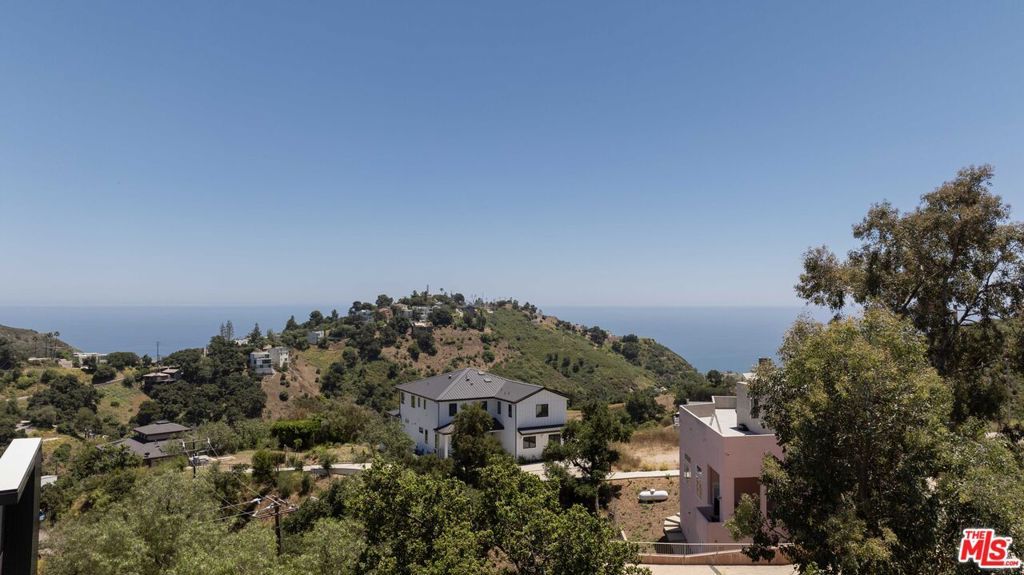 27084 Old Chimney Road, Malibu, CA 90265 — photo 3