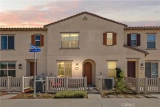 1037 W Clover Ave, Rialto, CA 92376