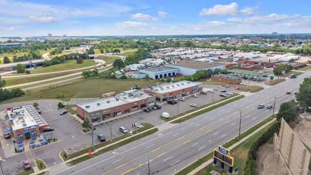 10413 Ford Road, Dearborn, MI 48126