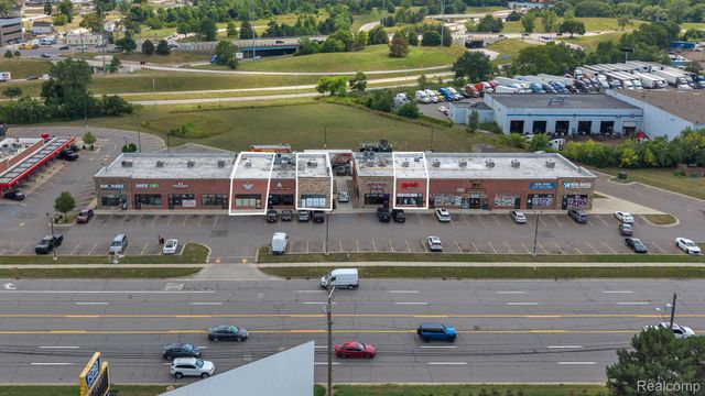 10413 Ford Road, Dearborn, MI 48126