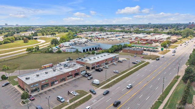 10413 Ford Road, Dearborn, MI 48126