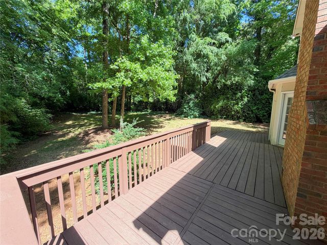 6000 Hunter Lane, Matthews, NC 28104
