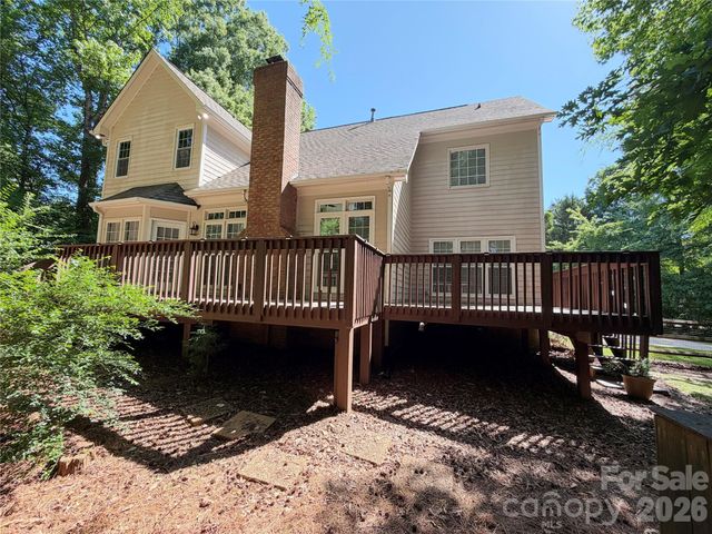 6000 Hunter Lane, Matthews, NC 28104