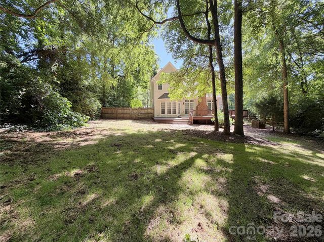 6000 Hunter Lane, Matthews, NC 28104