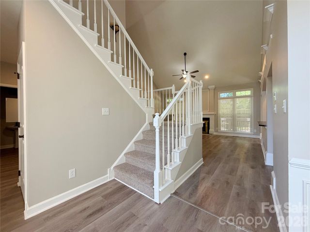 6000 Hunter Lane, Matthews, NC 28104