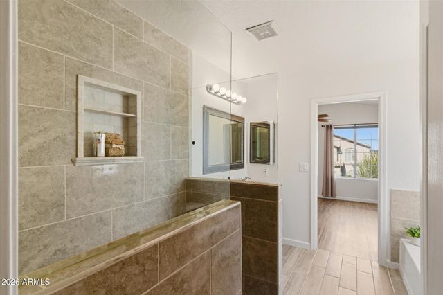 1723 E Blackhawk Drive E, Phoenix, AZ 85024