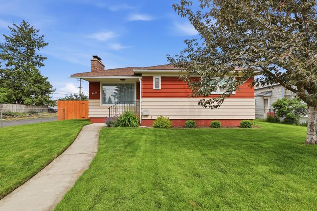 4828 N Washington St, Spokane, WA 99205