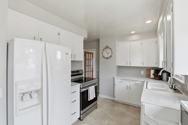 4828 N Washington St, Spokane, WA 99205