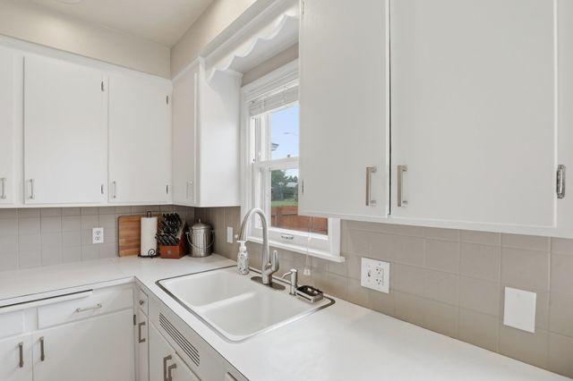 4828 N Washington St, Spokane, WA 99205