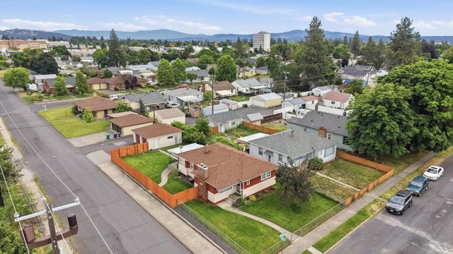 4828 N Washington St, Spokane, WA 99205