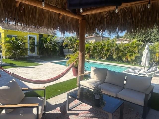 4121 NW 11th Avenue, Fort Lauderdale, FL 33309