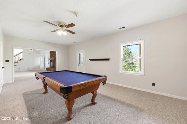 1507 Colonial Ct, Goshen, KY 40026