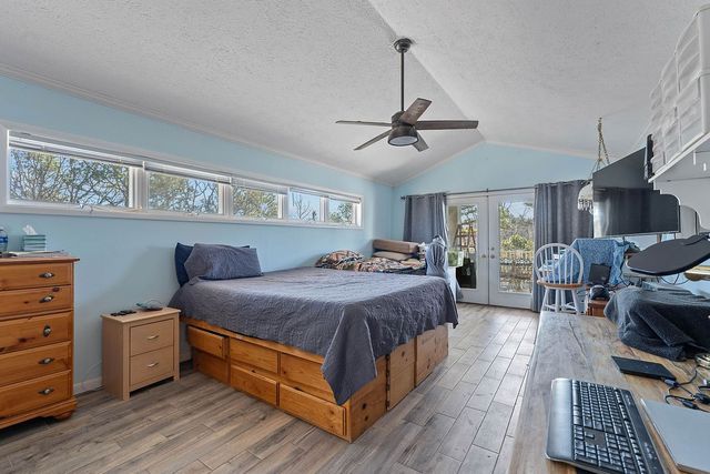 227 County Road 3321, Eureka Springs, AR 72632