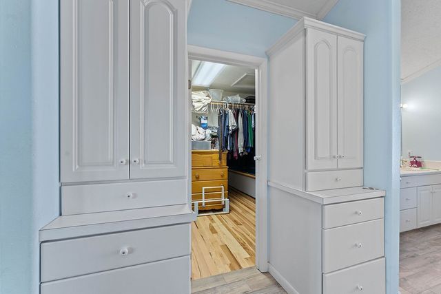 227 County Road 3321, Eureka Springs, AR 72632