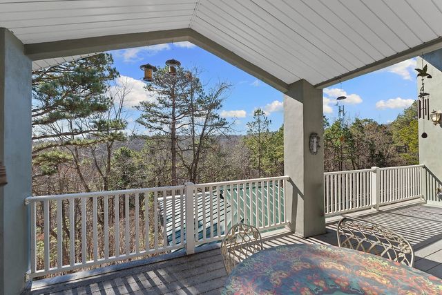 227 County Road 3321, Eureka Springs, AR 72632