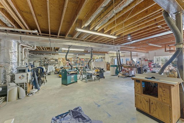 227 County Road 3321, Eureka Springs, AR 72632