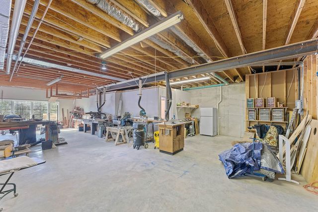 227 County Road 3321, Eureka Springs, AR 72632