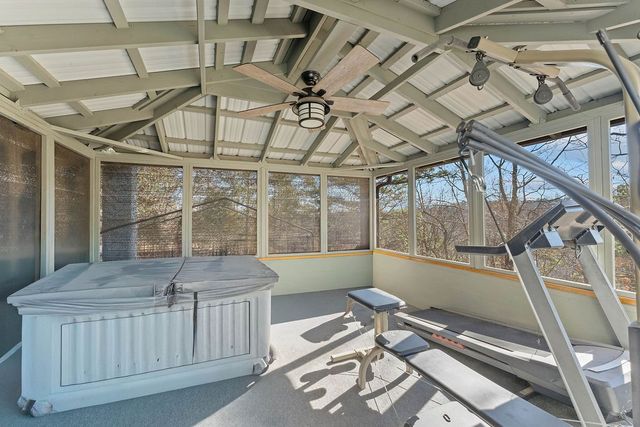 227 County Road 3321, Eureka Springs, AR 72632