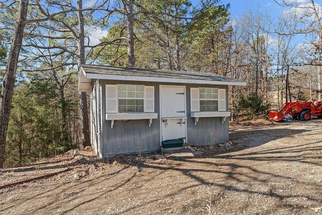 227 County Road 3321, Eureka Springs, AR 72632