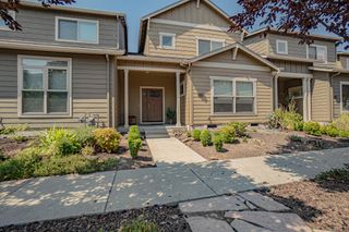 955 Camelot Drive, Ashland, OR 97520