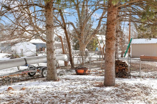 2728 Sheldon Street, Roseville, MN 55113