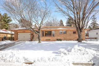 2728 Sheldon Street, Roseville, MN 55113