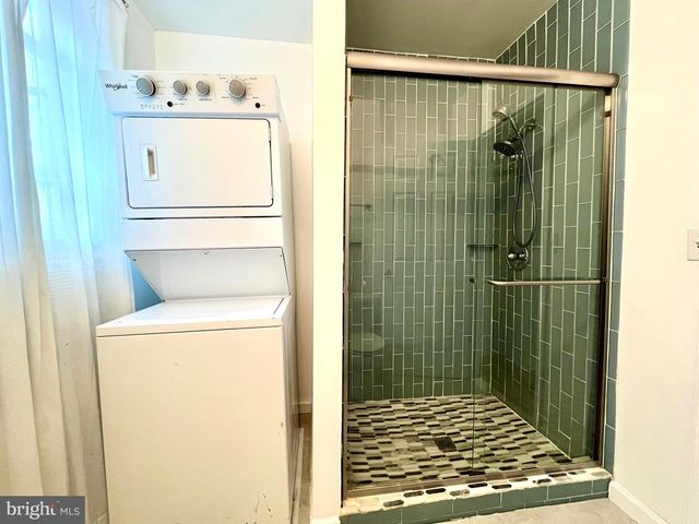 3942 WALLACE ST, Philadelphia, PA 19104