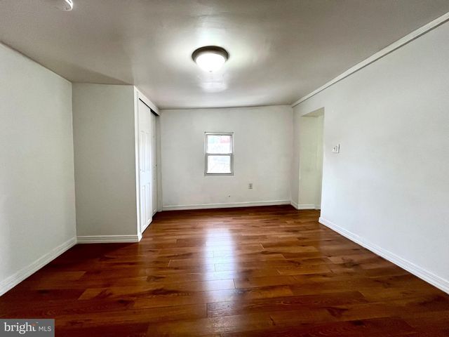 3942 WALLACE ST, Philadelphia, PA 19104