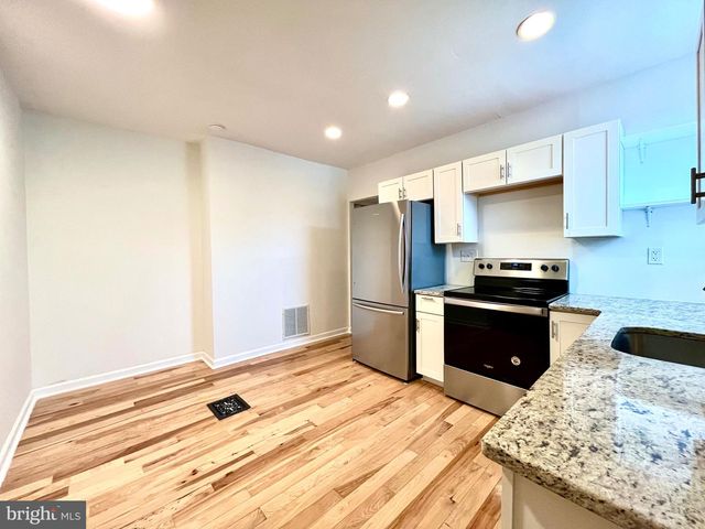 3942 WALLACE ST, Philadelphia, PA 19104