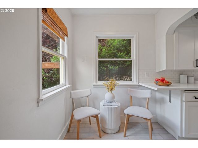 6615 N CURTIS Ave, Portland, OR 97217