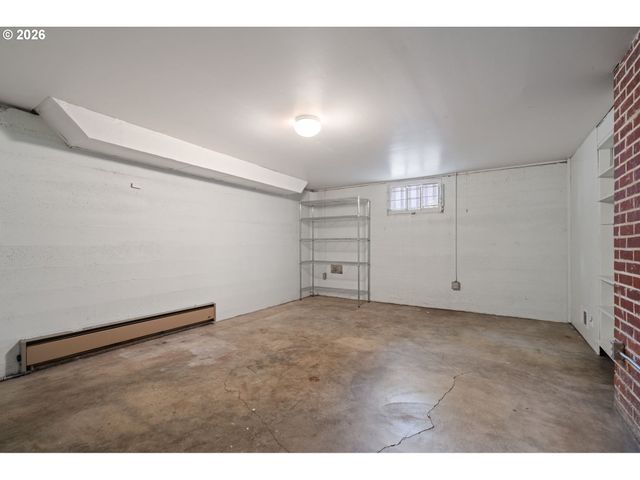 6615 N CURTIS Ave, Portland, OR 97217