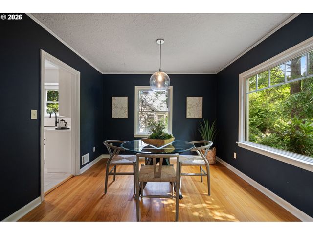 6615 N CURTIS Ave, Portland, OR 97217
