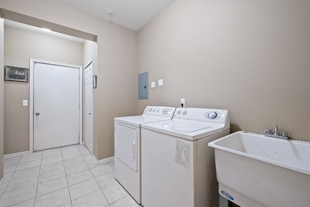 26984 Carrington Place 045, Harrison Twp, MI 48045